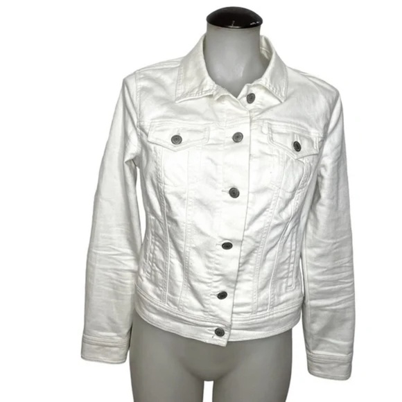 White Jean Jacket 🤍 - Picture 1 of 7